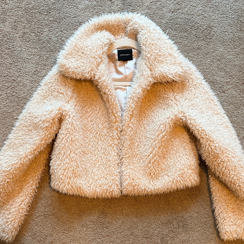 Cream Fuzzy Jacket - Picture 2 of 3